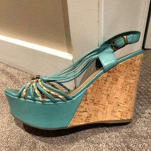 Wedge sandal with platform